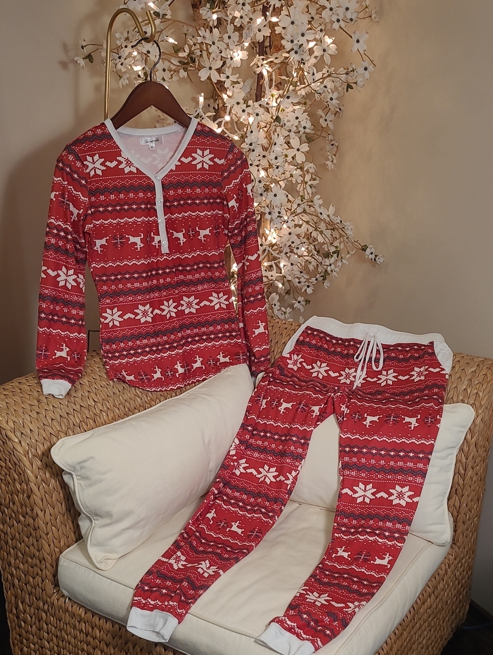 Magnolia Boutique Holiday Pajama Set